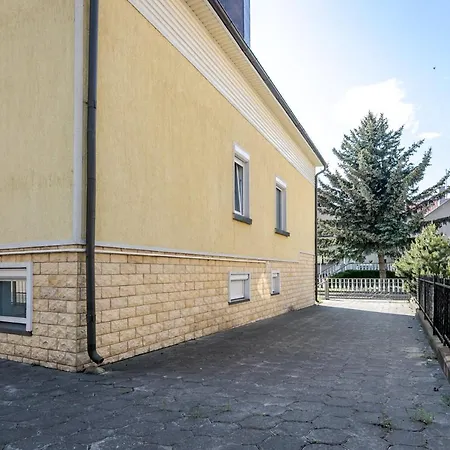 Ferienhaus Cozy Private 4 Bedroom House Near Seaside *